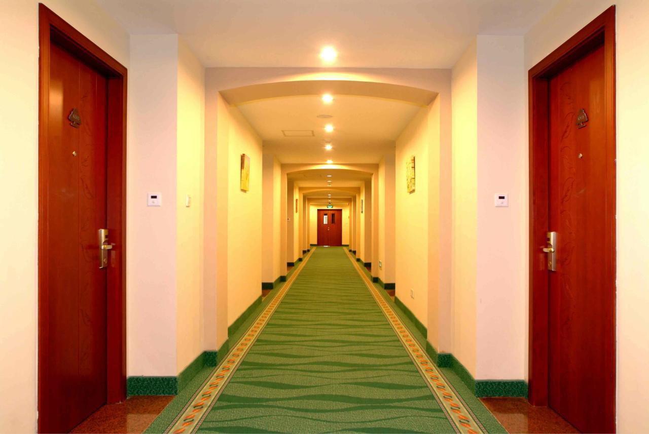 Greentree Inn Beijing Daxing Huangcun Qingyuan Road Metro Station Express Hotel Buitenkant foto